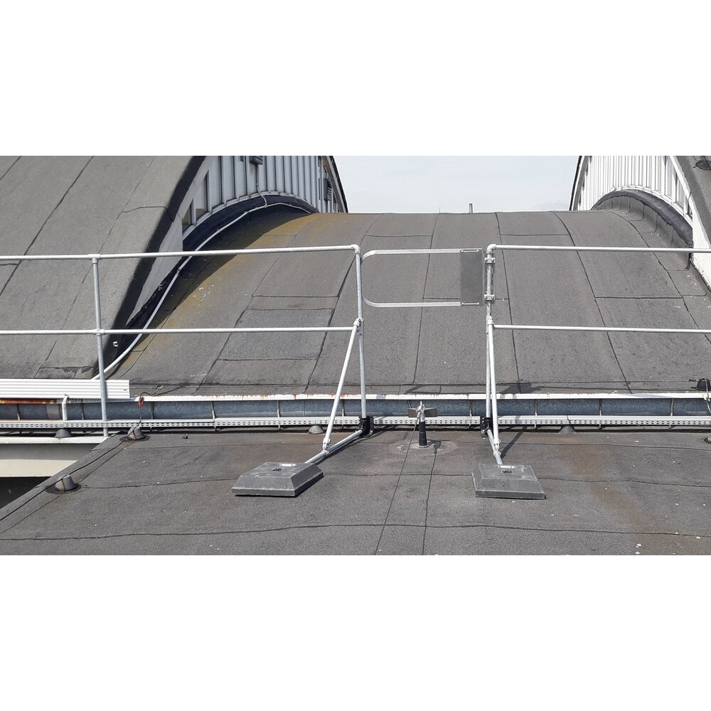 PROSAFE System - Self-supported edge protection system.