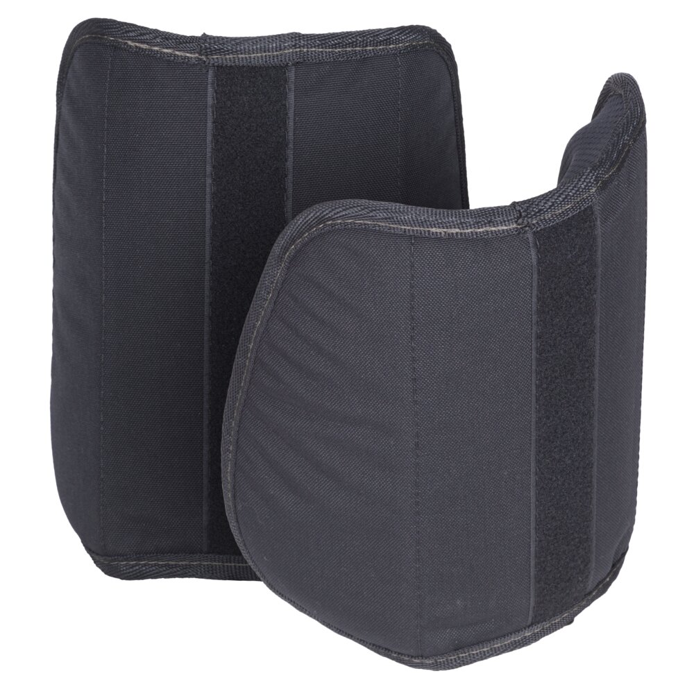 DR 100 3 - Removable pads covering the calf